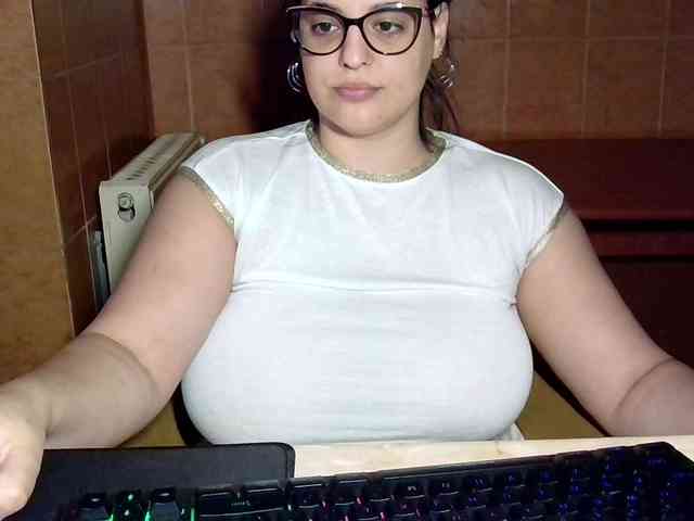 MoniqQuuen webcam