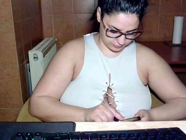 MoniqQuuen webcam