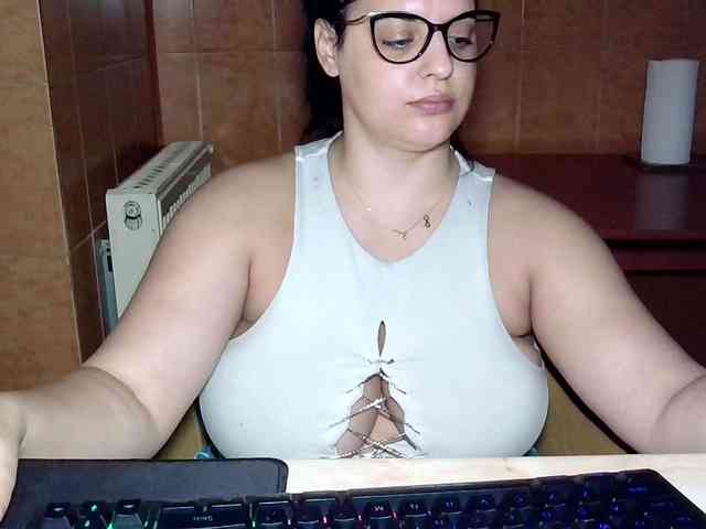 MoniqQuuen webcam