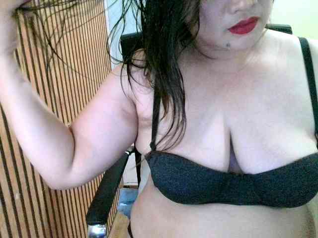 soffia-mae webcam
