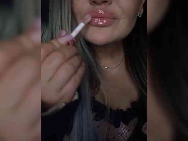 Brunetochkaaa webcam
