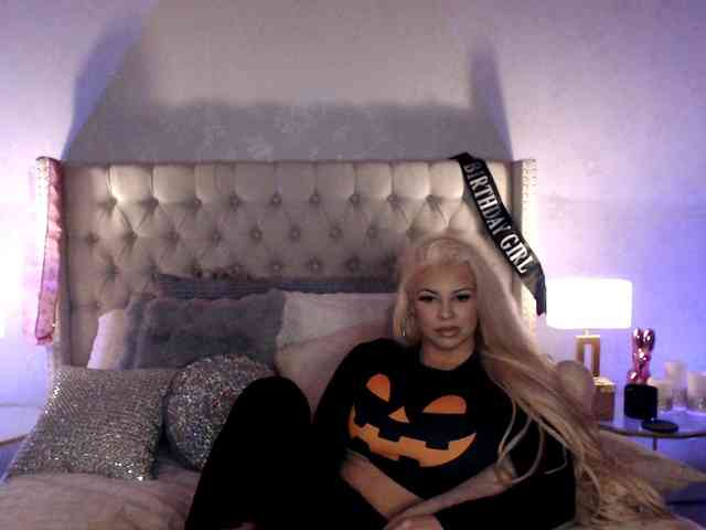 GwenTaylor webcam