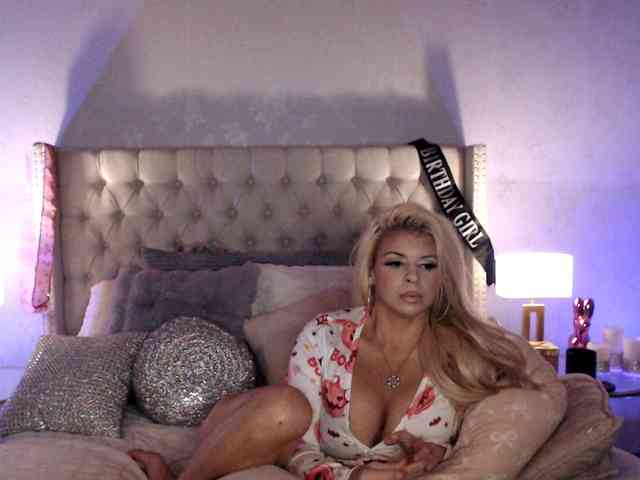GwenTaylor webcam