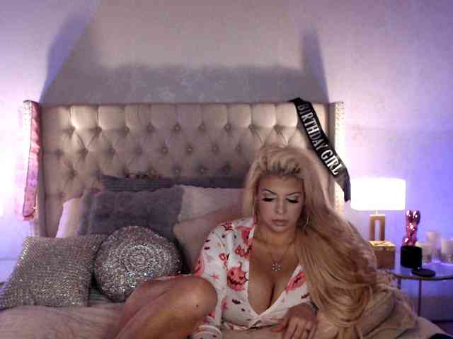 GwenTaylor webcam