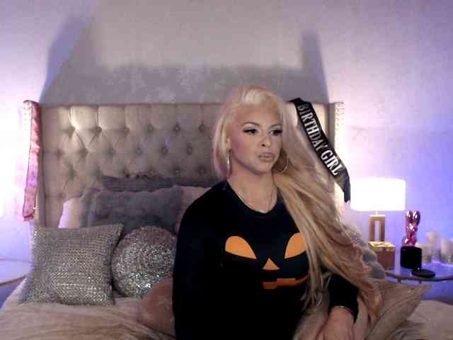 GwenTaylor webcam
