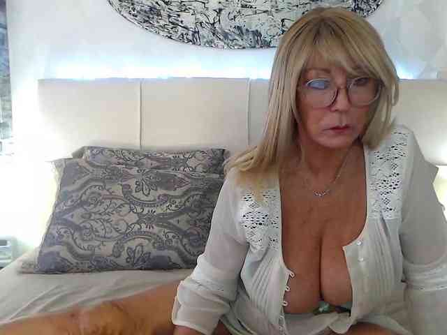 SamantaBlondy webcam
