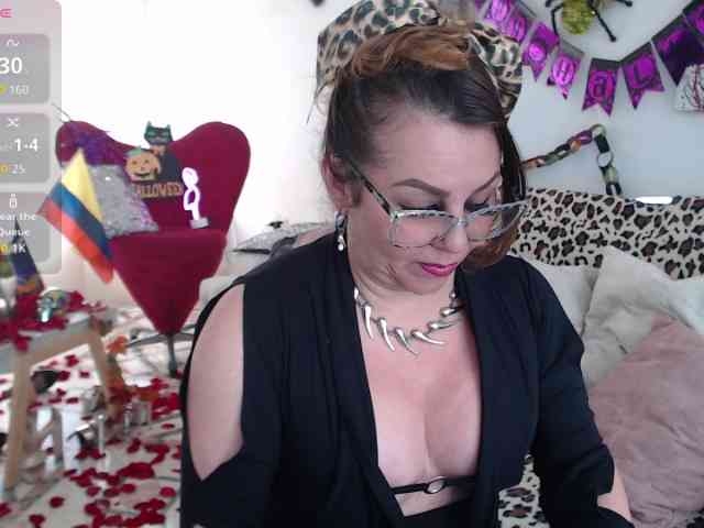 Myrnasexxx webcam