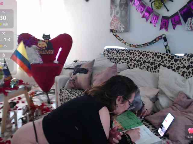 Myrnasexxx webcam