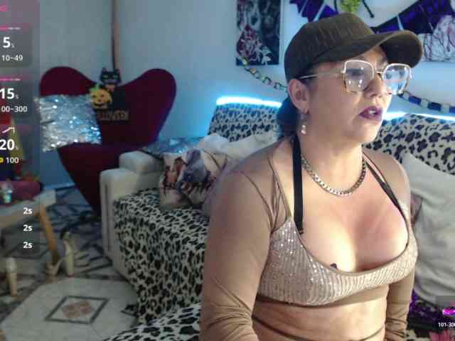 Myrnasexxx webcam