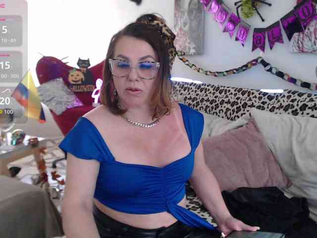 Myrnasexxx webcam