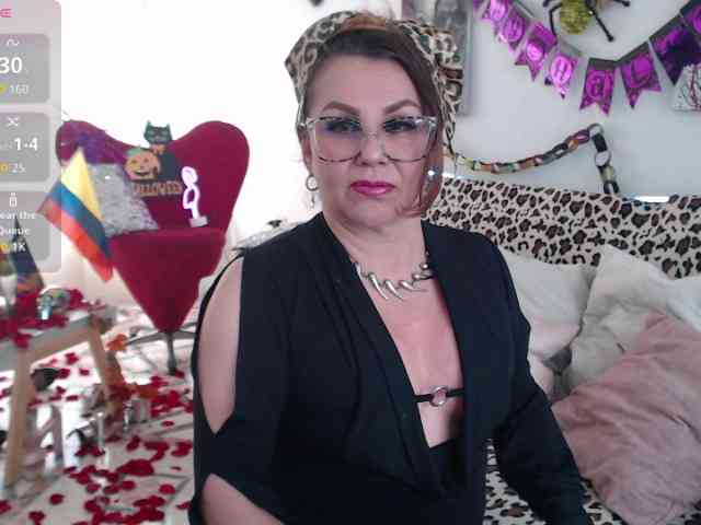 Myrnasexxx webcam