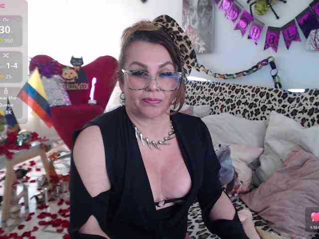 Myrnasexxx webcam