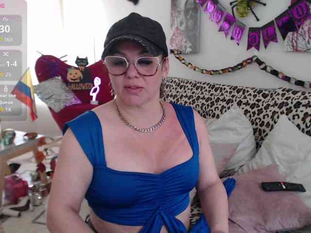 Myrnasexxx webcam