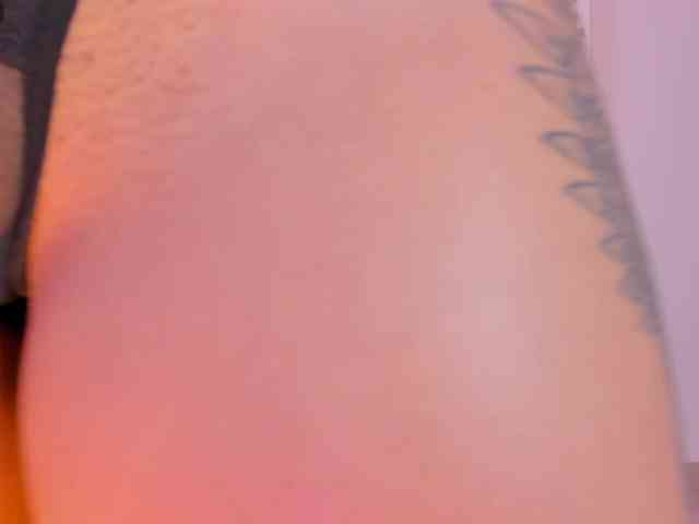 MariamRivera webcam