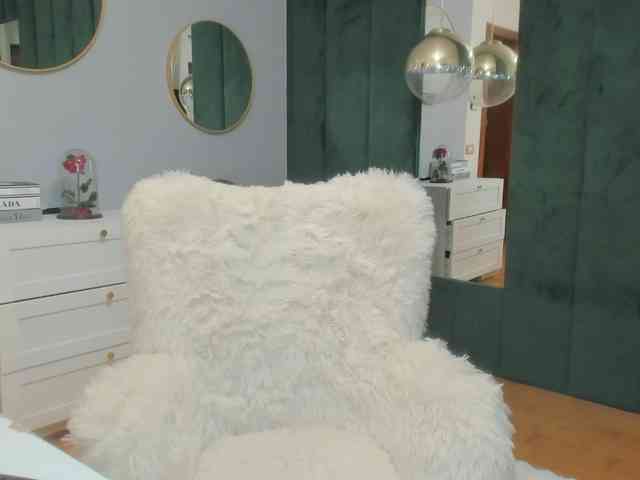 ElisaBaxter webcam