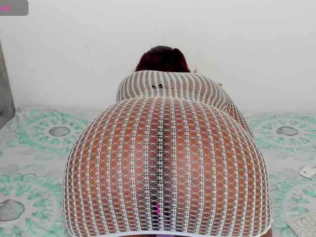 NinaaGrey webcam