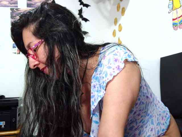 Malishka19 webcam