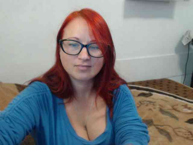 Lilia4joy webcam