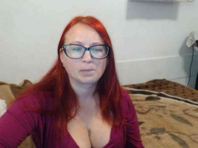Lilia4joy webcam