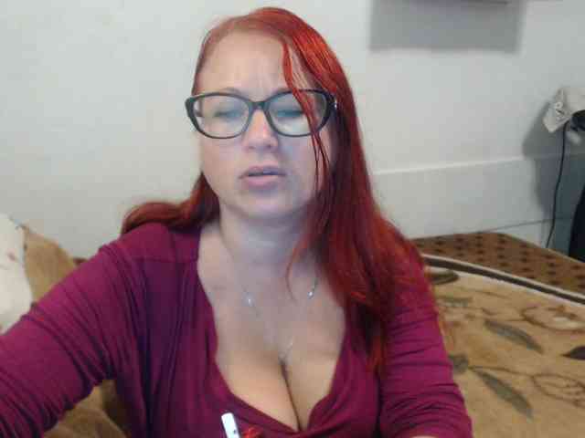 Lilia4joy webcam