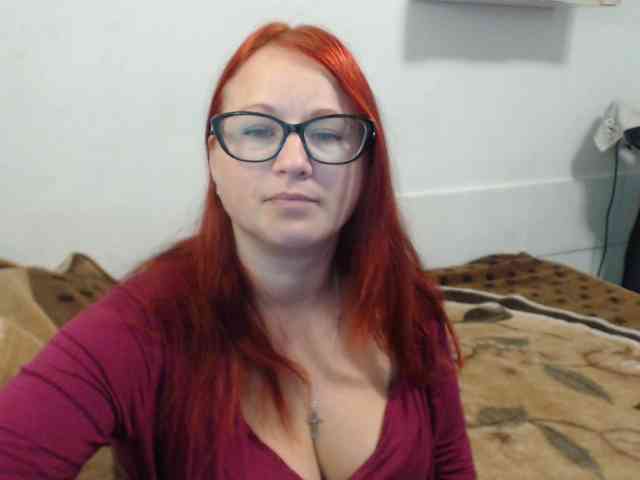 Lilia4joy webcam