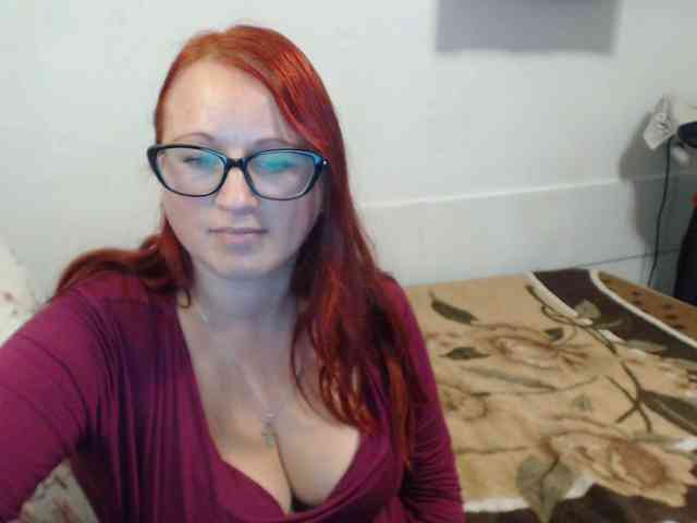 Lilia4joy webcam