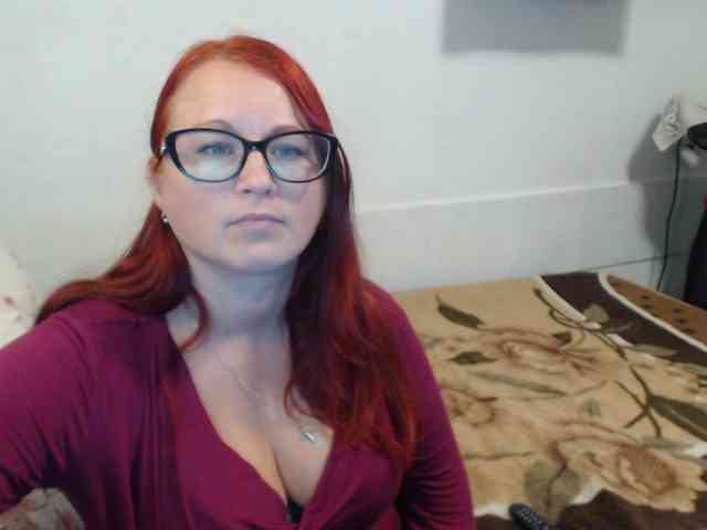 Lilia4joy webcam