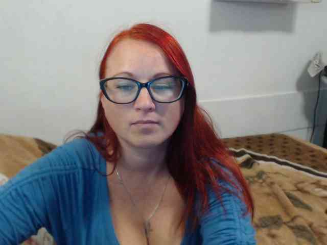 Lilia4joy webcam