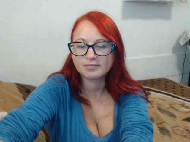 Lilia4joy webcam