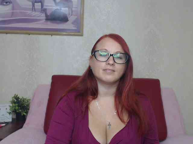 Lilia4joy webcam
