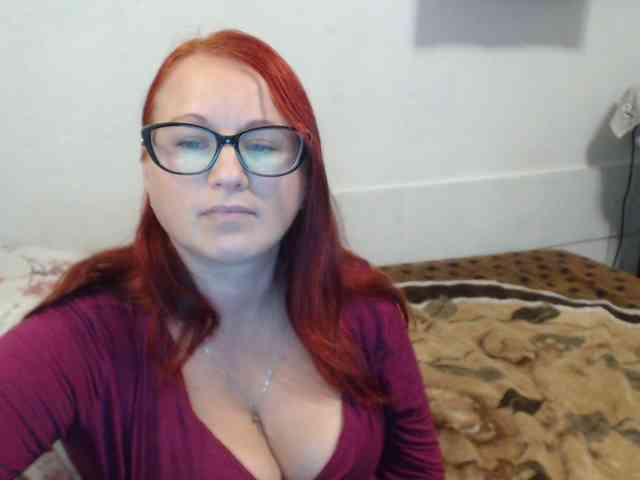 Lilia4joy webcam