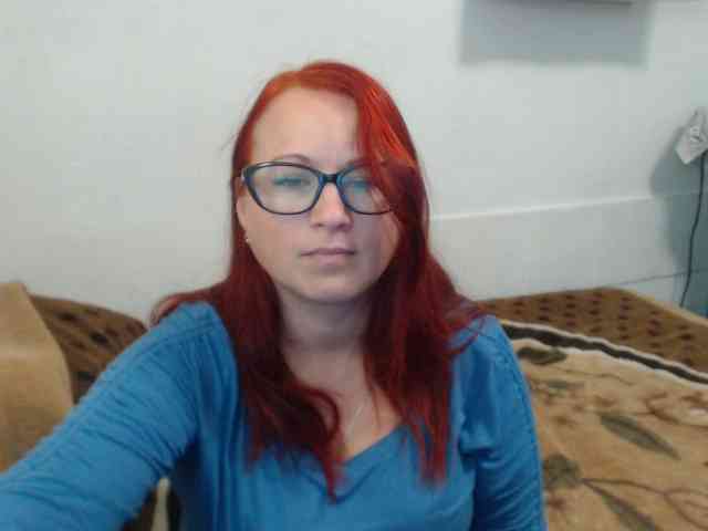 Lilia4joy webcam