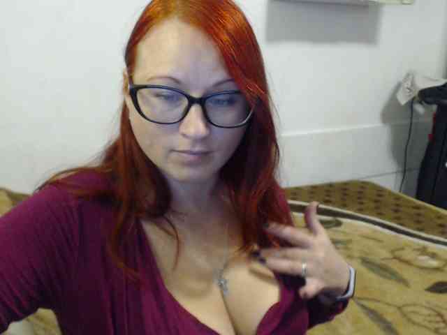 Lilia4joy webcam