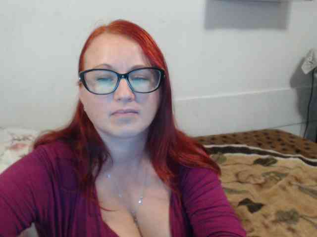 Lilia4joy webcam