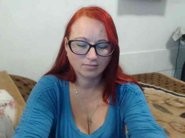 Lilia4joy webcam