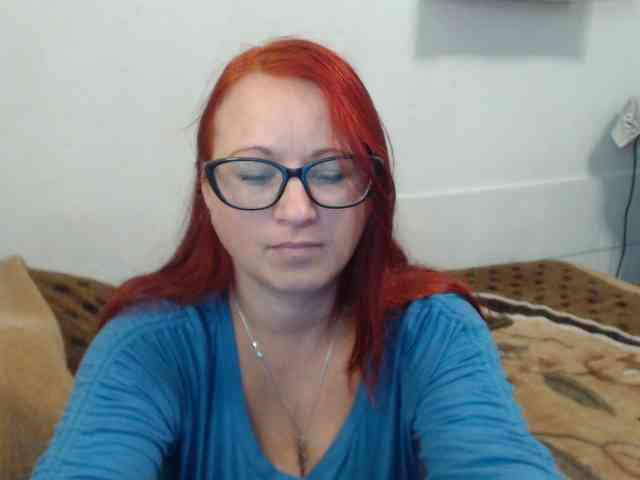 Lilia4joy webcam