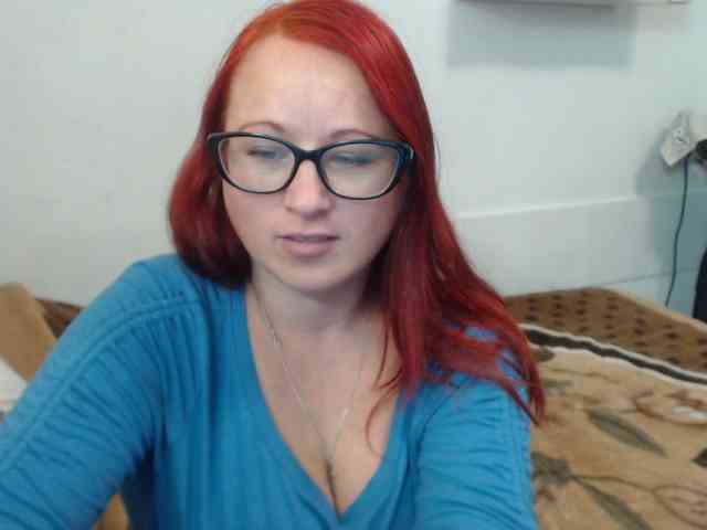 Lilia4joy webcam