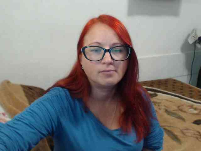 Lilia4joy webcam