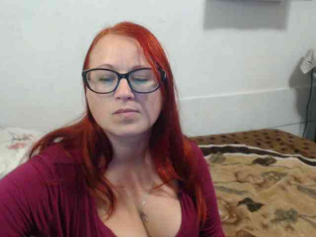 Lilia4joy webcam