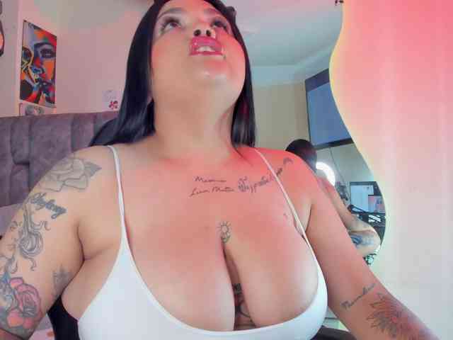 Danielasexya webcam
