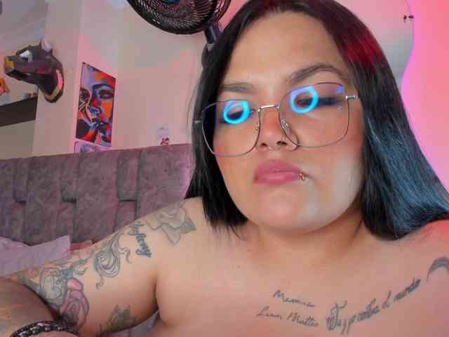 Danielasexya webcam