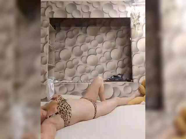 LizSage webcam