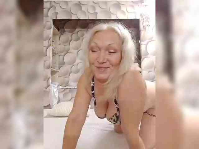 LizSage webcam