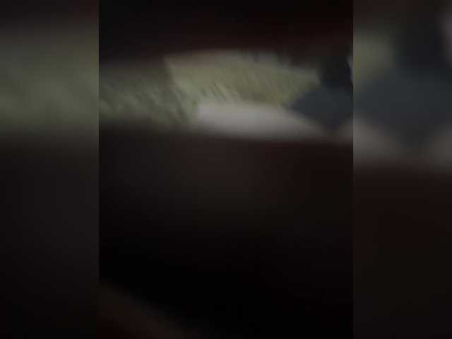 Entra en el chat con el modelo Azia_love_ Azia_love_