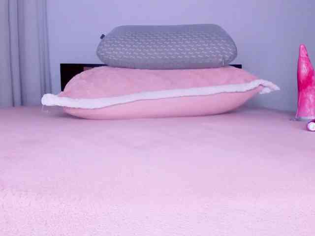 Goddessdollxo webcam