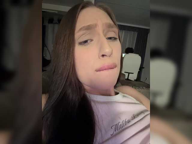 Vai a chattare su PARTYNEXTNEXT PARTYNEXTNEXT