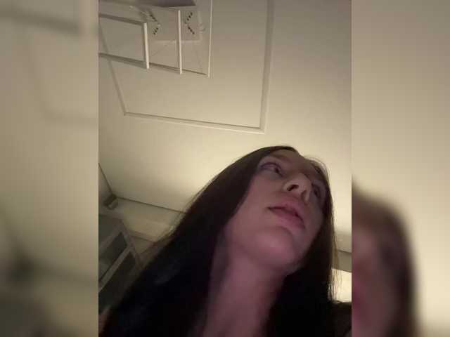 Entrez le videochat erotique avec le
modèle PARTYNEXTNEXT PARTYNEXTNEXT