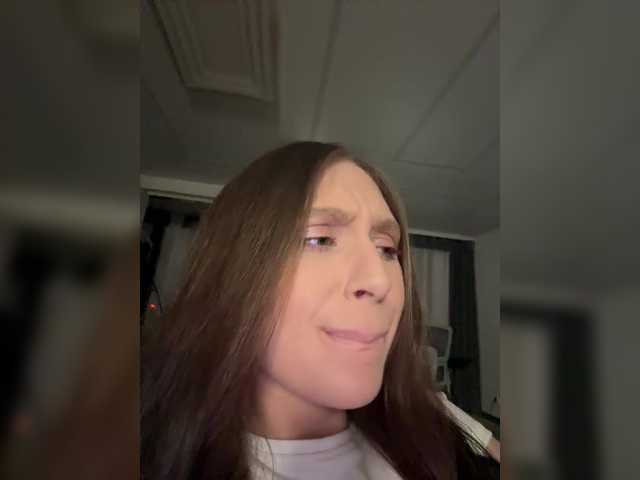 Vai a chattare su PARTYNEXTNEXT PARTYNEXTNEXT