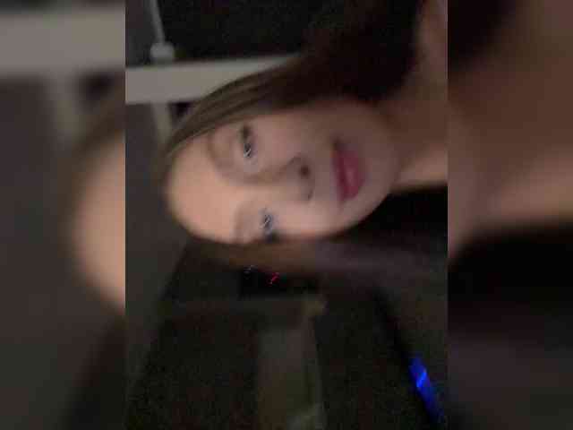 PARTYNEXTNEXT webcam