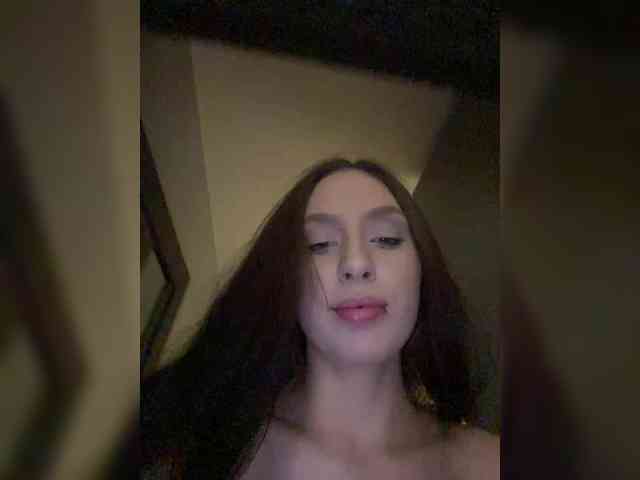 PARTYNEXTNEXT webcam